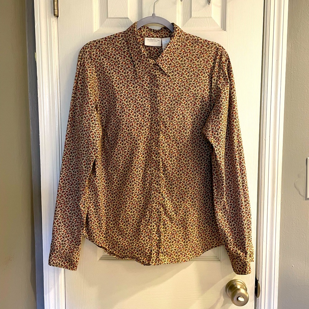 Ladies, Liz Claiborne, Vintage Style, Long Sleeve Flower Pattern Shirt Size XL.